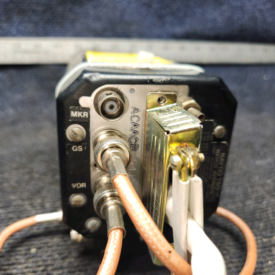 Used aircraft parts for sale, Narco Nav 122 Narco Nav 122 Piper PA28-140 Glideslope Indicator Receiver w/ Connectors