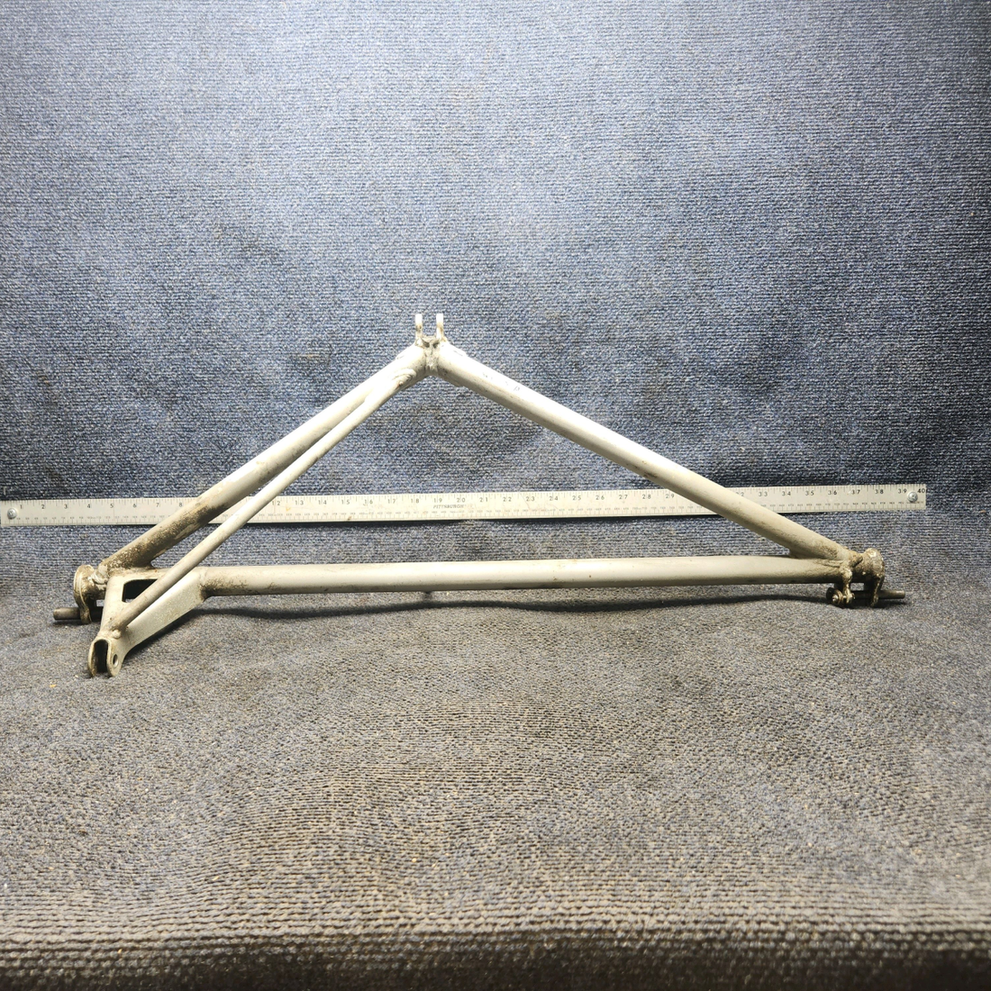 Used aircraft parts for sale, 35-815155-611 Beechcraft 35-33 Main Gear Retract Brace Assy - RH