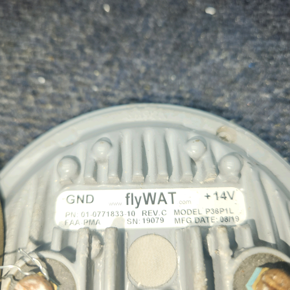 Used aircraft parts for sale, 01-0771833-10 WHELEN Cessna C-150J LED Landing Light Assembly 14 VOLTS