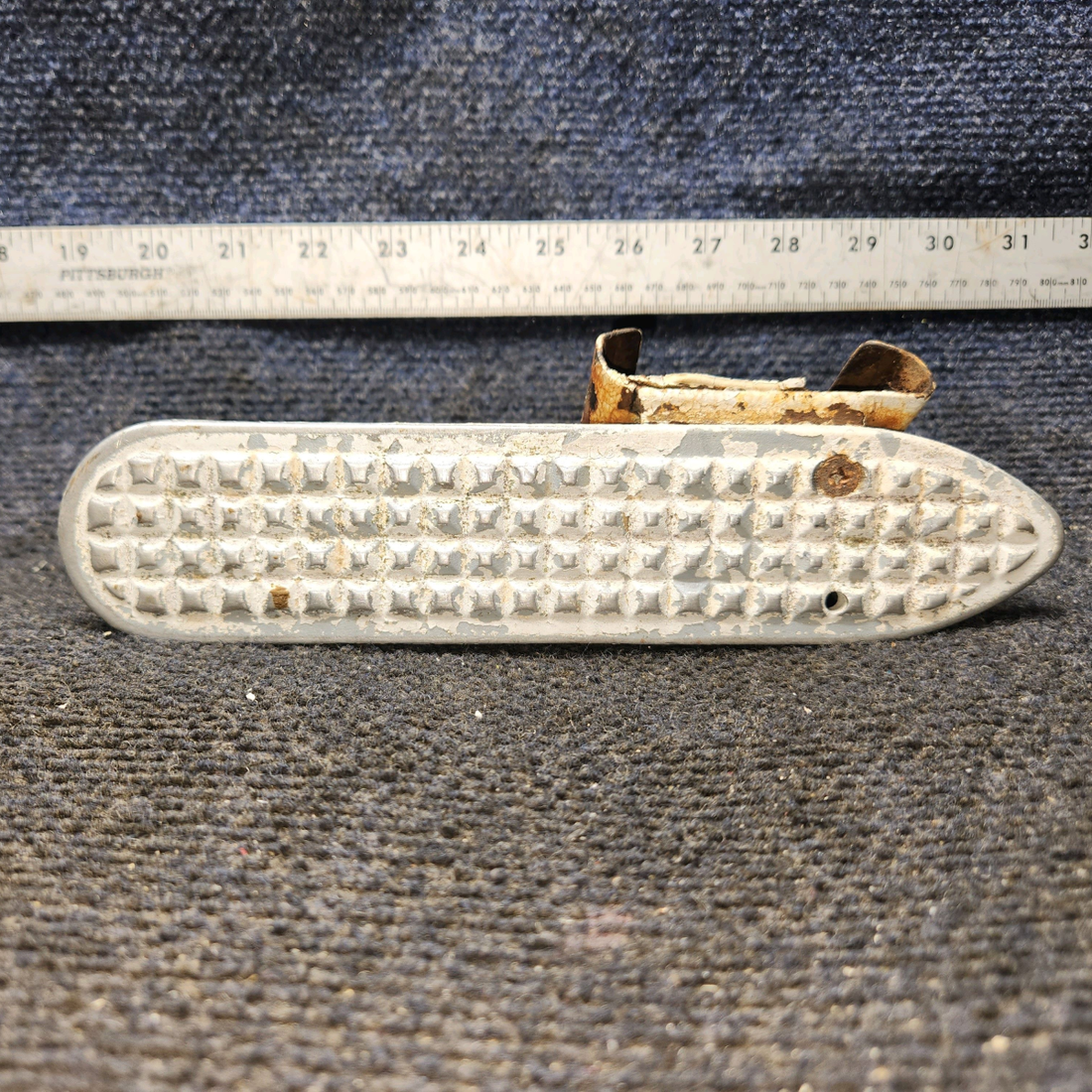 Used aircraft parts for sale, 0541155-1, 0541154-1 Cessna 172F Main Gear Entrance Bracket w/ Step - LH