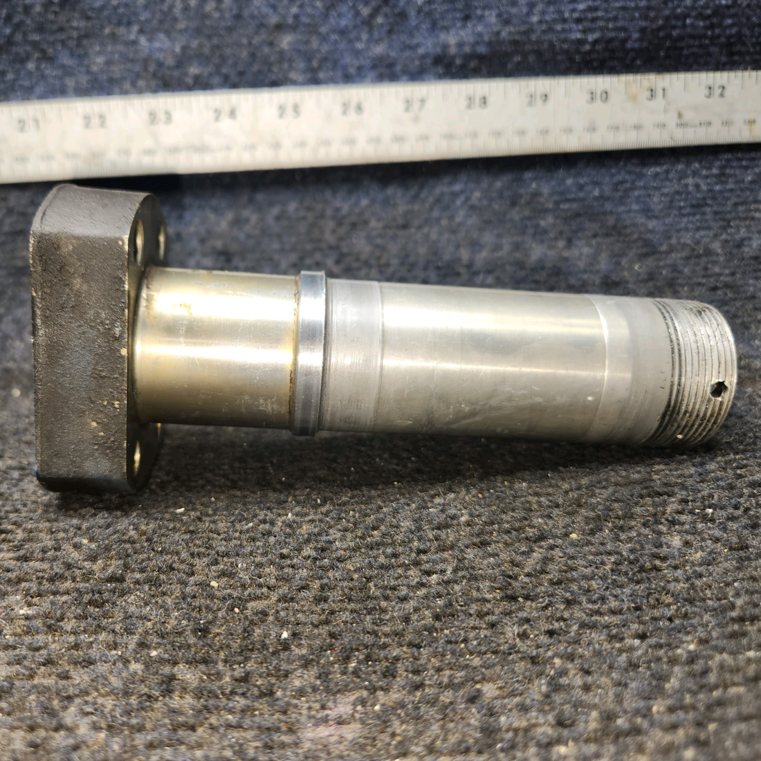 Used aircraft parts for sale, 0541124-1 Cessna 182G Main Landing Gear Axle