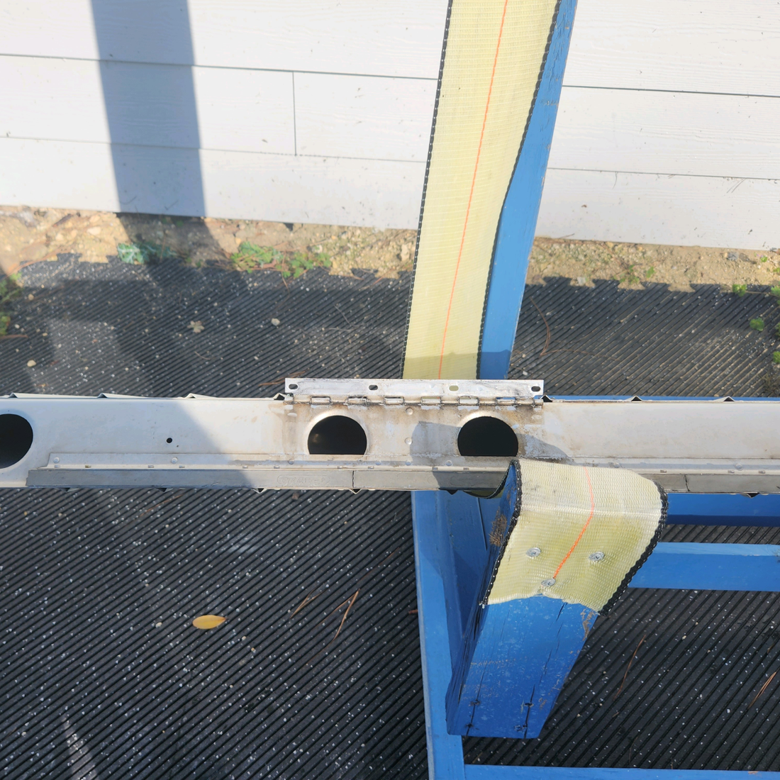 Used aircraft parts for sale, 0523800-1 CESSNA 172K R/H AILERON ASSY CORE - SEE PHOTOS FOR DAMAGES