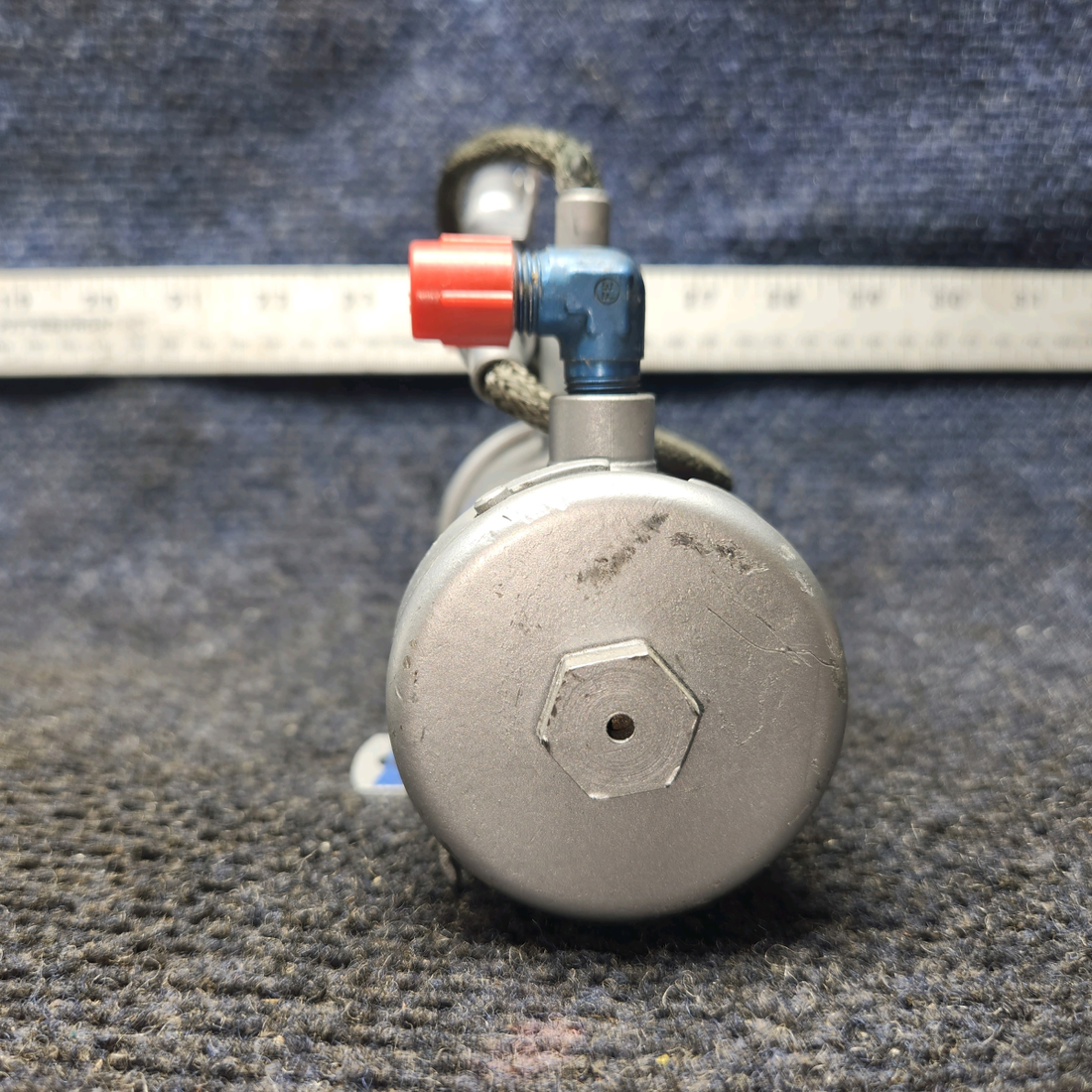 Used aircraft parts for sale, 476-439 Bendix Electronic Fuel Pump 24 V