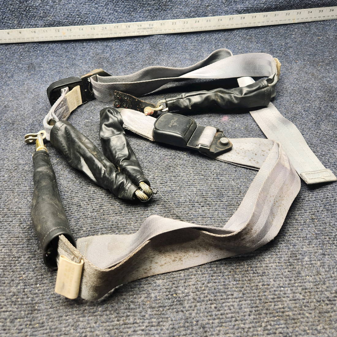 Used aircraft parts for sale, 1108559M-11-058 PIPER PA28-161 Warrior III LAP SEAT BELT AND BUCKLE ASSEMBLY LH AND RH SET REAR SEAT