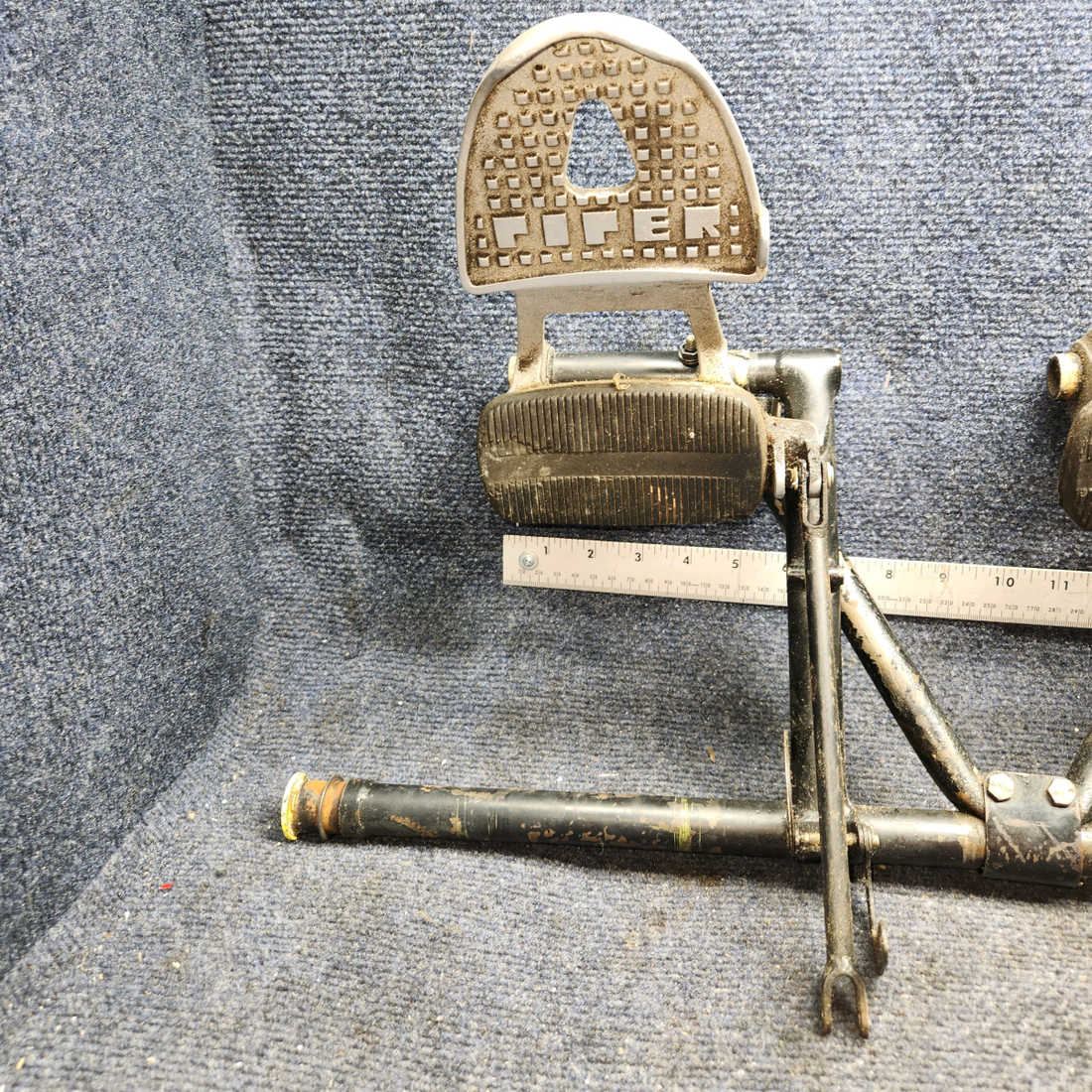 Used aircraft parts for sale, 63464-005 Piper PA32RT-300 Rudder Pedal Bar Assembly-No Master Cylinder Included