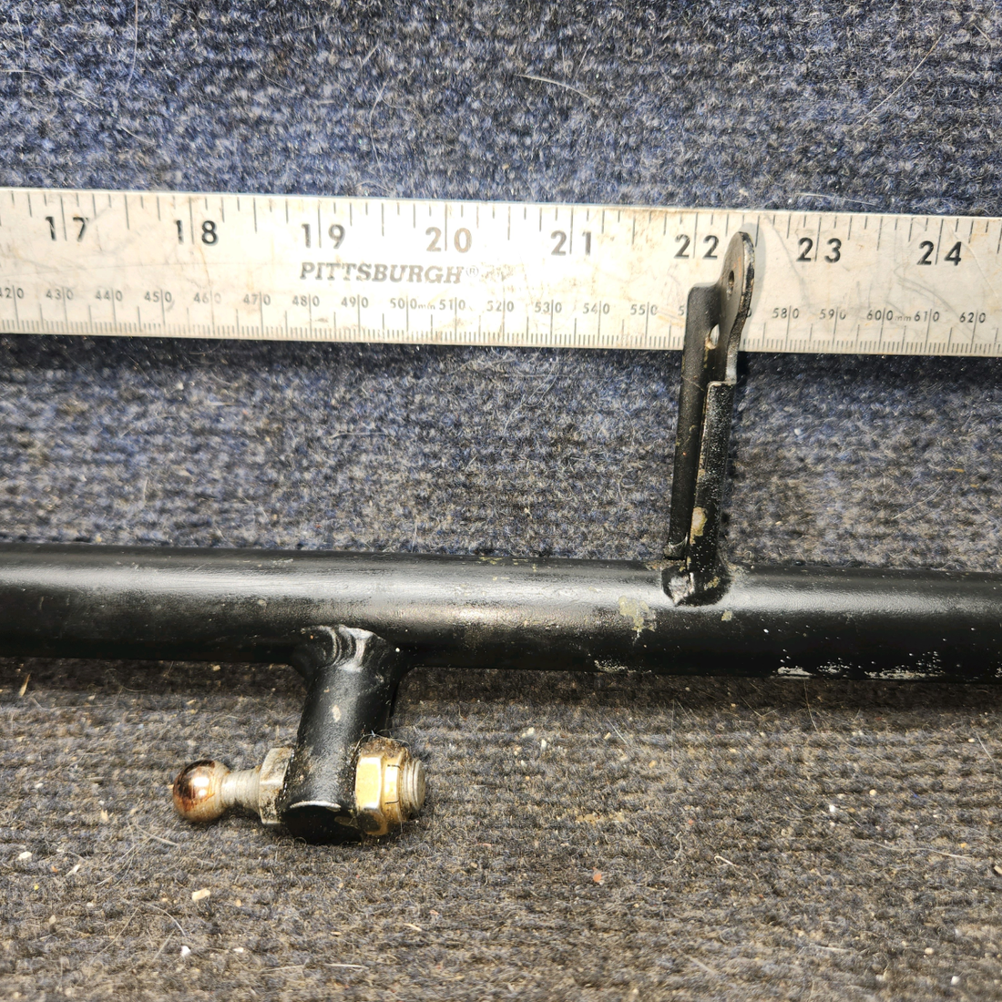 Used aircraft parts for sale, 0411306-14 cessna 172N Weld Assembly