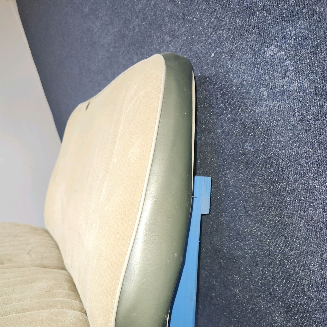 Used aircraft parts for sale, 0514010-19 CESSNA 172K REAR SEAT ASSEMBLY (SINGLE BACK)