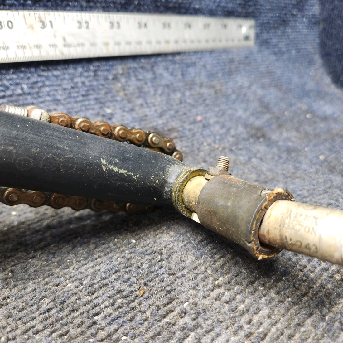 Used aircraft parts for sale, 0413368-1 cessna 150G Control “Y” Yoke Weld Assy with Chains and Gears