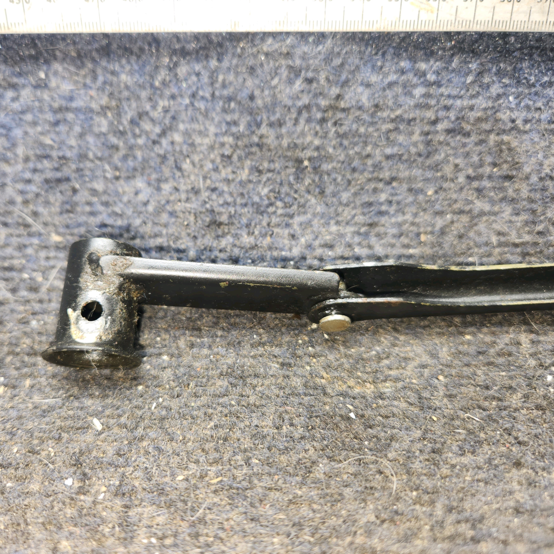 Used aircraft parts for sale, 0411564, 0411563 cessna 172N Dual Control Pedal Link with Bellcrank