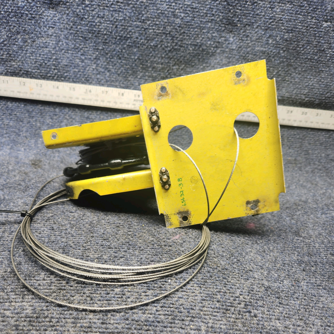Used aircraft parts for sale, 68414-003 / 65633-000 PIPER PA28-161 Warrior III STABILATOR TRIM WHEEL W/ BRACKETS AND CABLE