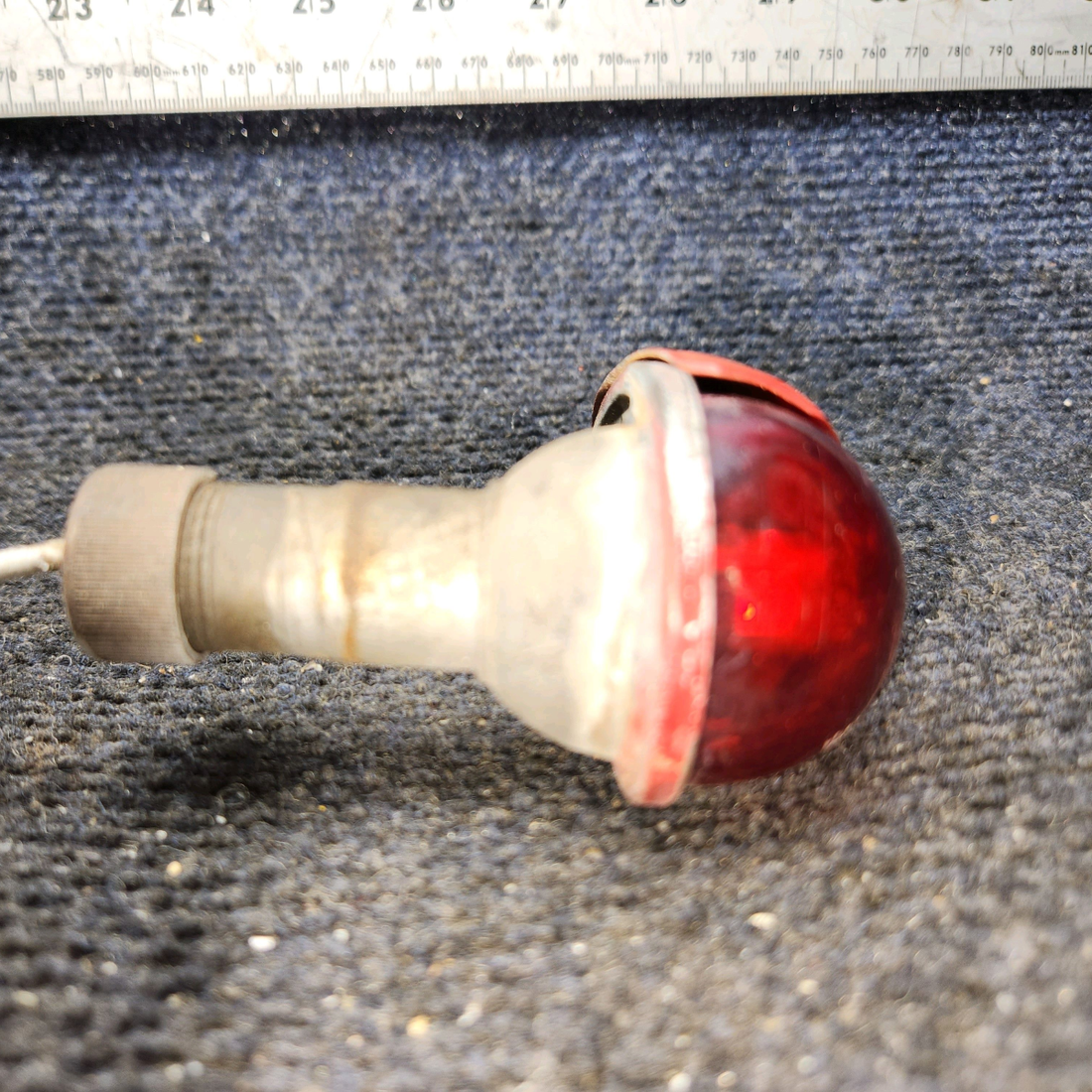 Used aircraft parts for sale, C622001-0201 Cessna C175 Wing Position Light Assy W/Red Lens