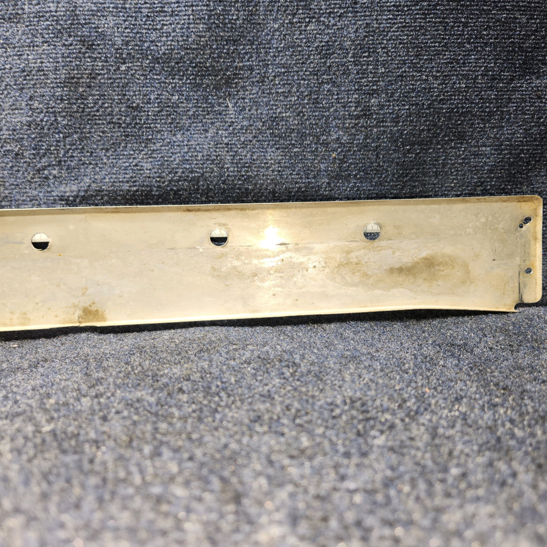 Used aircraft parts for sale, 0426003-19 Cessna C-150J Wing Faring Assy RH