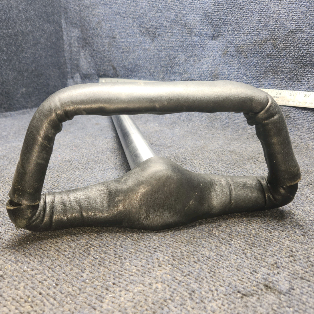 Used aircraft parts for sale, 20965-000 PIPER PA-24-250 Control Wheel Assembly & Tube Diameter 1.64 INCHES