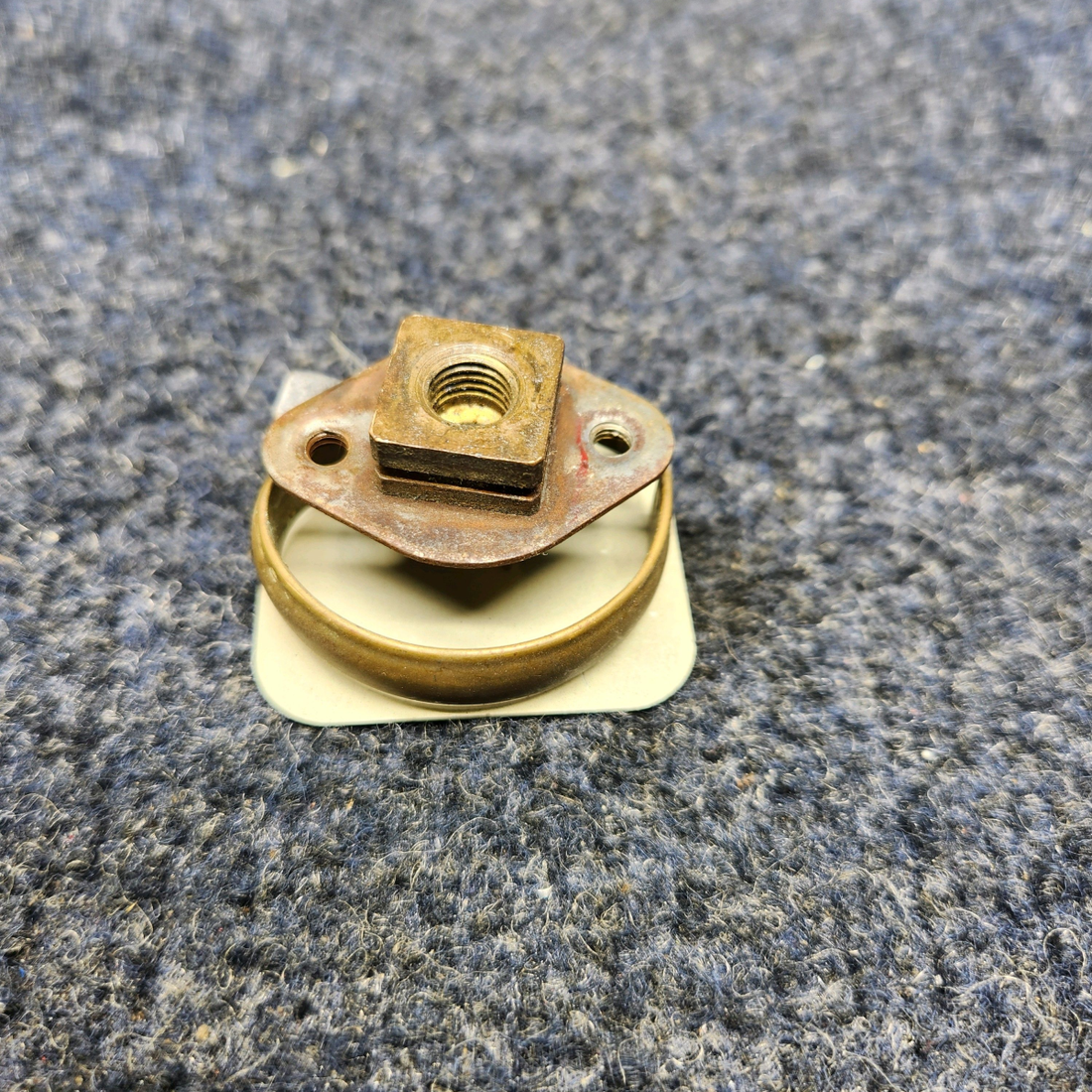 Used aircraft parts for sale, 1508299 BEECHCRAFT F35 AC FUEL PRESS GAUGE INDICATOR 12 VOLTS