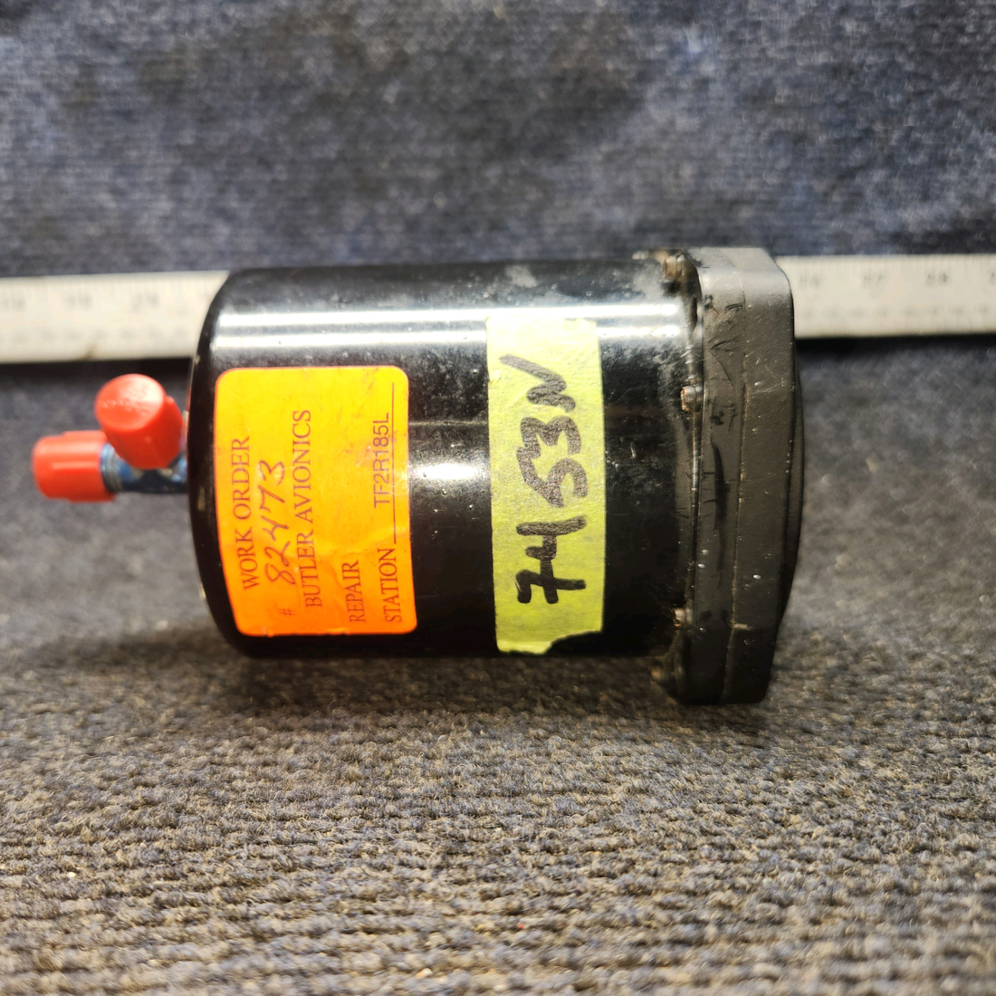 Used aircraft parts for sale, 22-204-02-A Beechcraft Beechcraft 95-B55 Vertical Speed Indicator