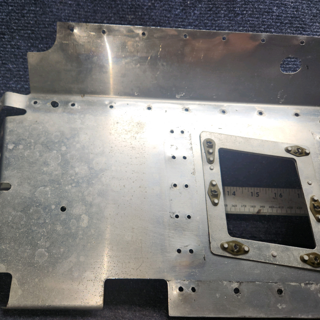 Used aircraft parts for sale, 0411955-5 cessna 150G Landing Gear Floorboard assembly