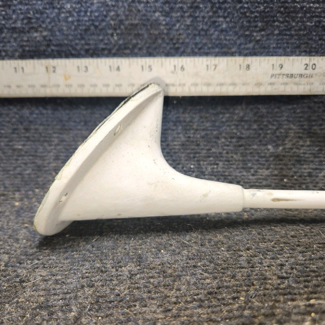 Used aircraft parts for sale, AV-10 RA Miller piper PA-28-181 VHF Communication Antenna
