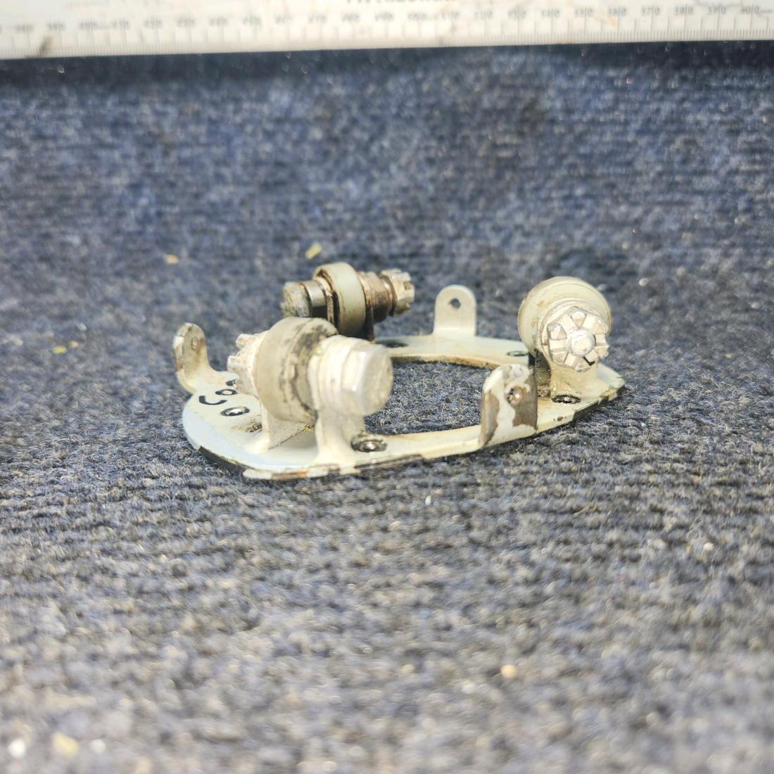 Used aircraft parts for sale, 21471-000 PIPER PA-24-250 Bracket Assembly Control Shaft Roller "PRICE PER EACH"