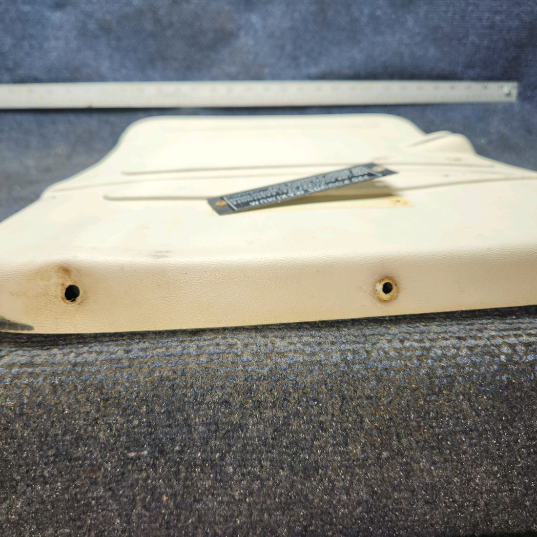 Used aircraft parts for sale, 0700114-35 Cessna 172F Baggage Door Panel