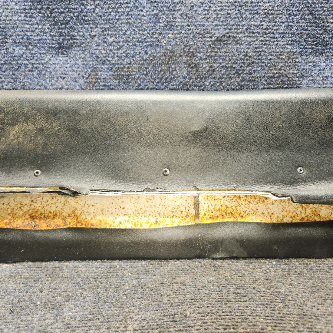 Used aircraft parts for sale, 78109-000 Piper PA32RT-300 Glareshield Assembly