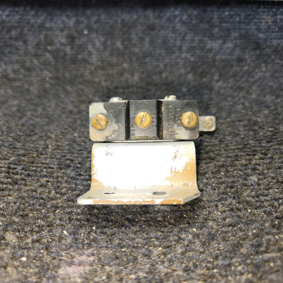 Used aircraft parts for sale, AN3169-1 BEECHCRAFT F35 Travel Limit Switch w/Arm