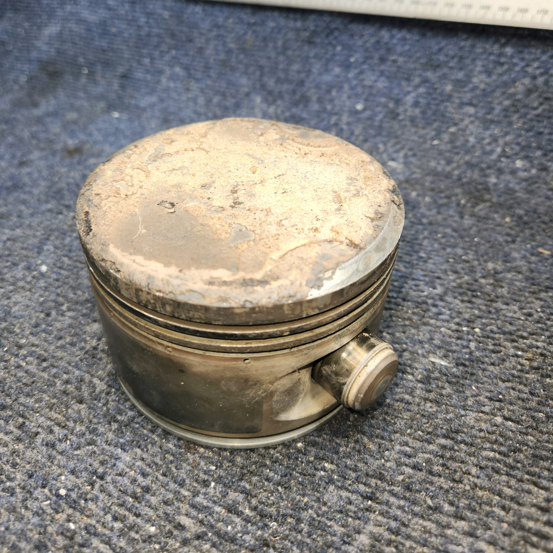 Used aircraft parts for sale, SA10200-A1 Superior O-300 Cessna 172 Cylinder with Valves and Springs