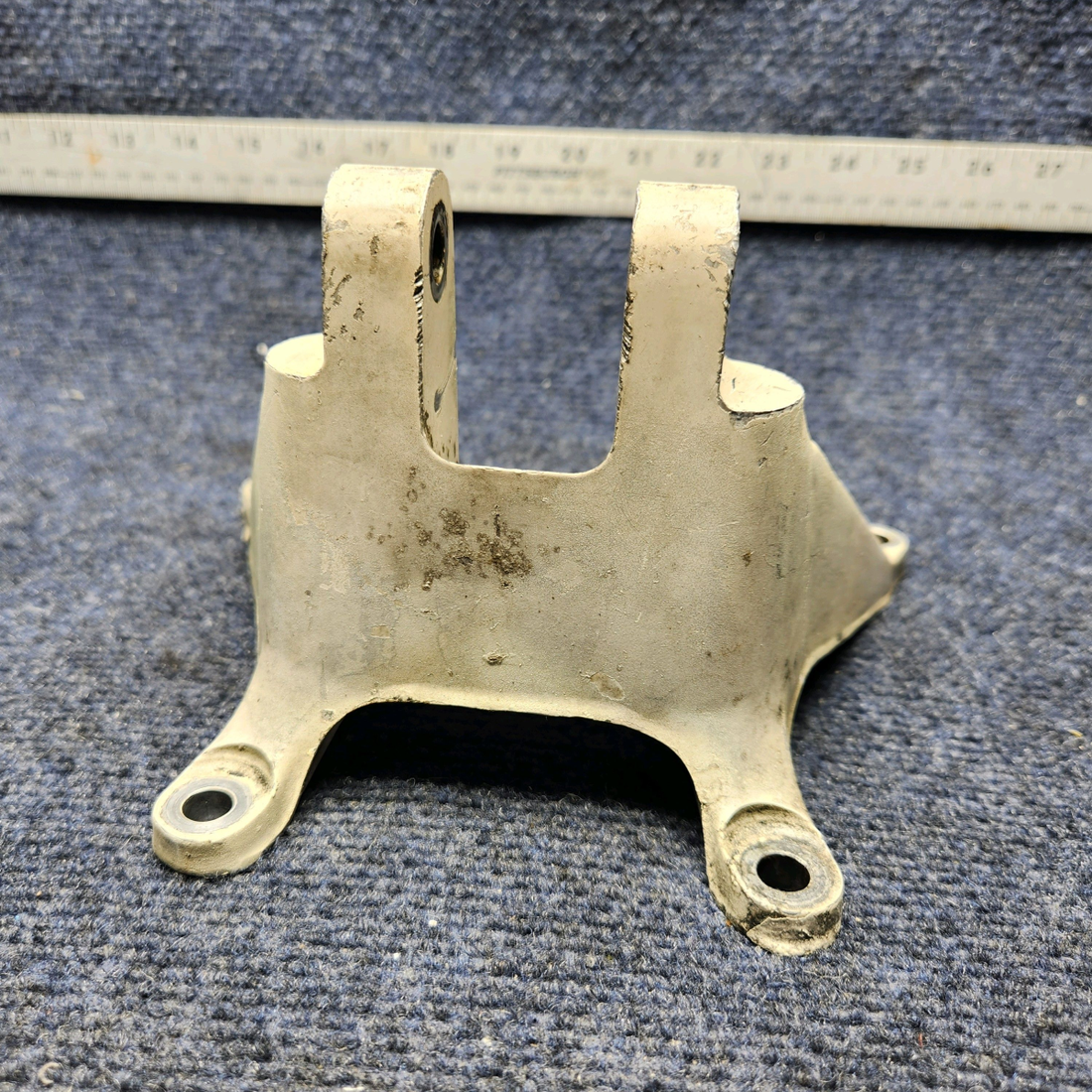 Used aircraft parts for sale, 2443001-3) CESSNA C172RG ACTUATOR ATTACH FITTING