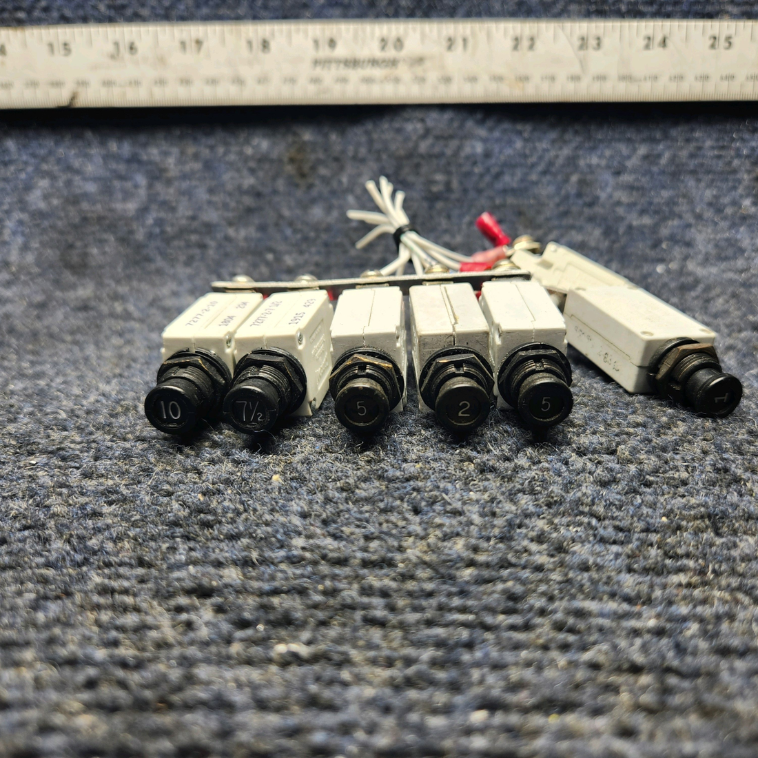Used aircraft parts for sale, 7277-2-5 / -2 / -10 / -1 MOONEY M20J SET KLIXON CIRCUIT BREAKER THREE 5A -ONE-2A - ONE -10-ONE 7A )NE 1A. TOTAL SEVEN
