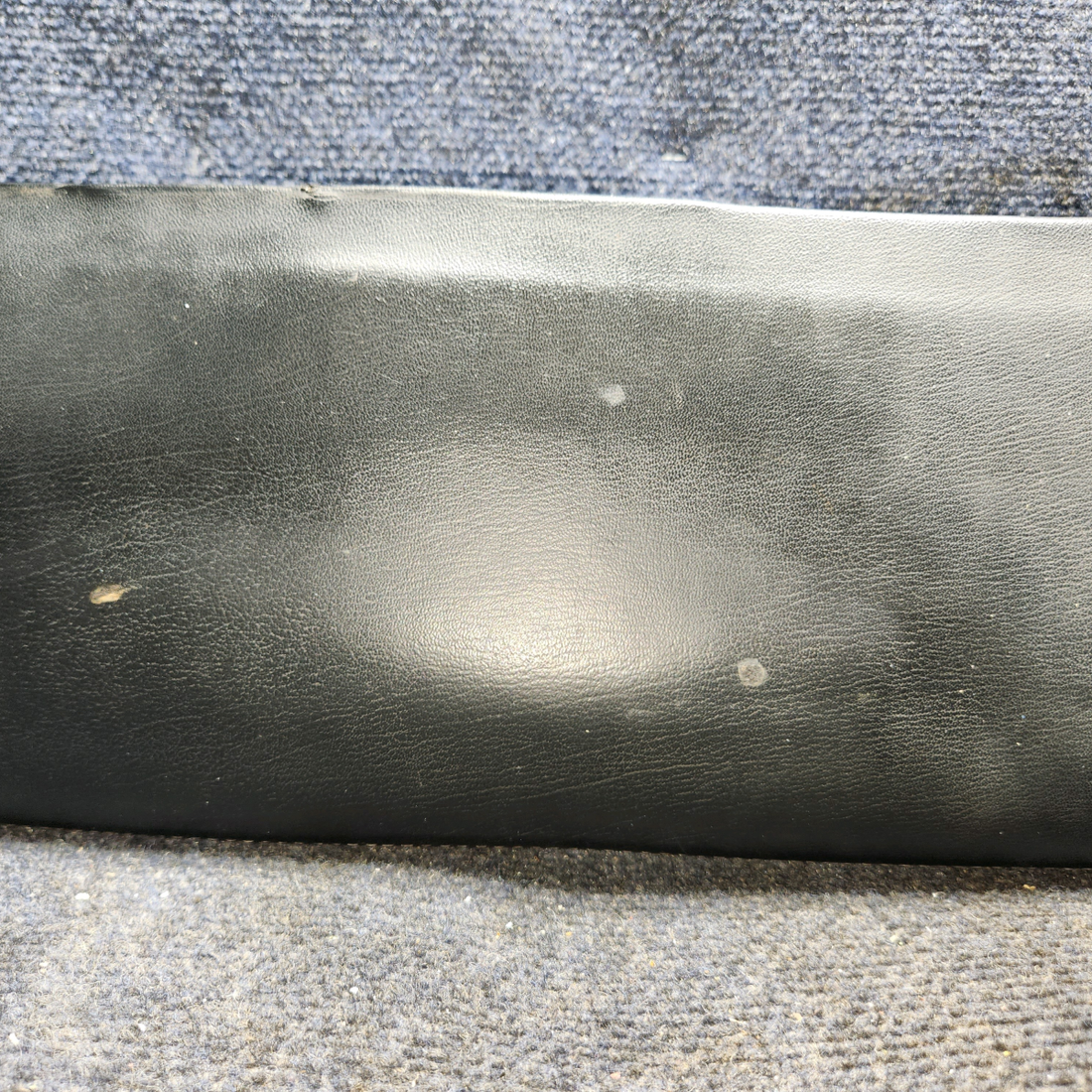 Used aircraft parts for sale, 99952-000 Piper PA28-161 Glareshield