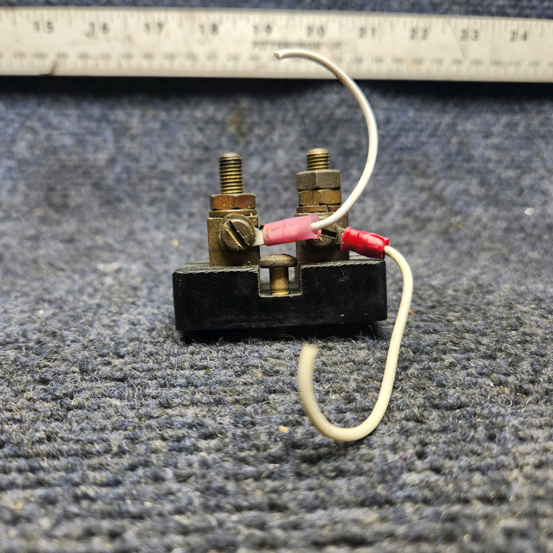 Used aircraft parts for sale, MS91586-3 Beechcraft F33A SHUNT AMMETER