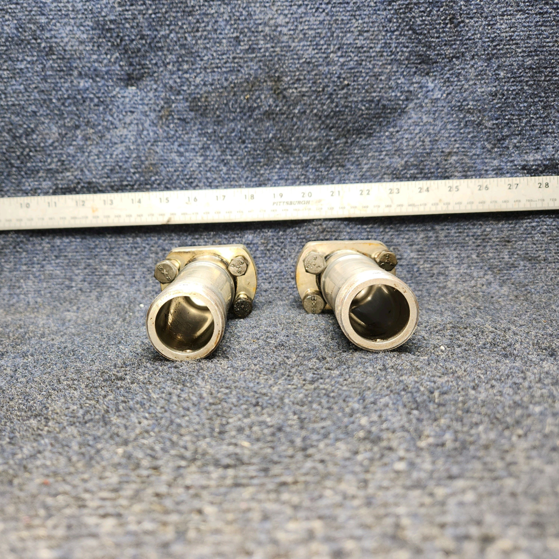 Used aircraft parts for sale, 0541124 CESSNA 172K MAIN GEAR AXLE (ALUMINUM) "PRICE PER EACH"