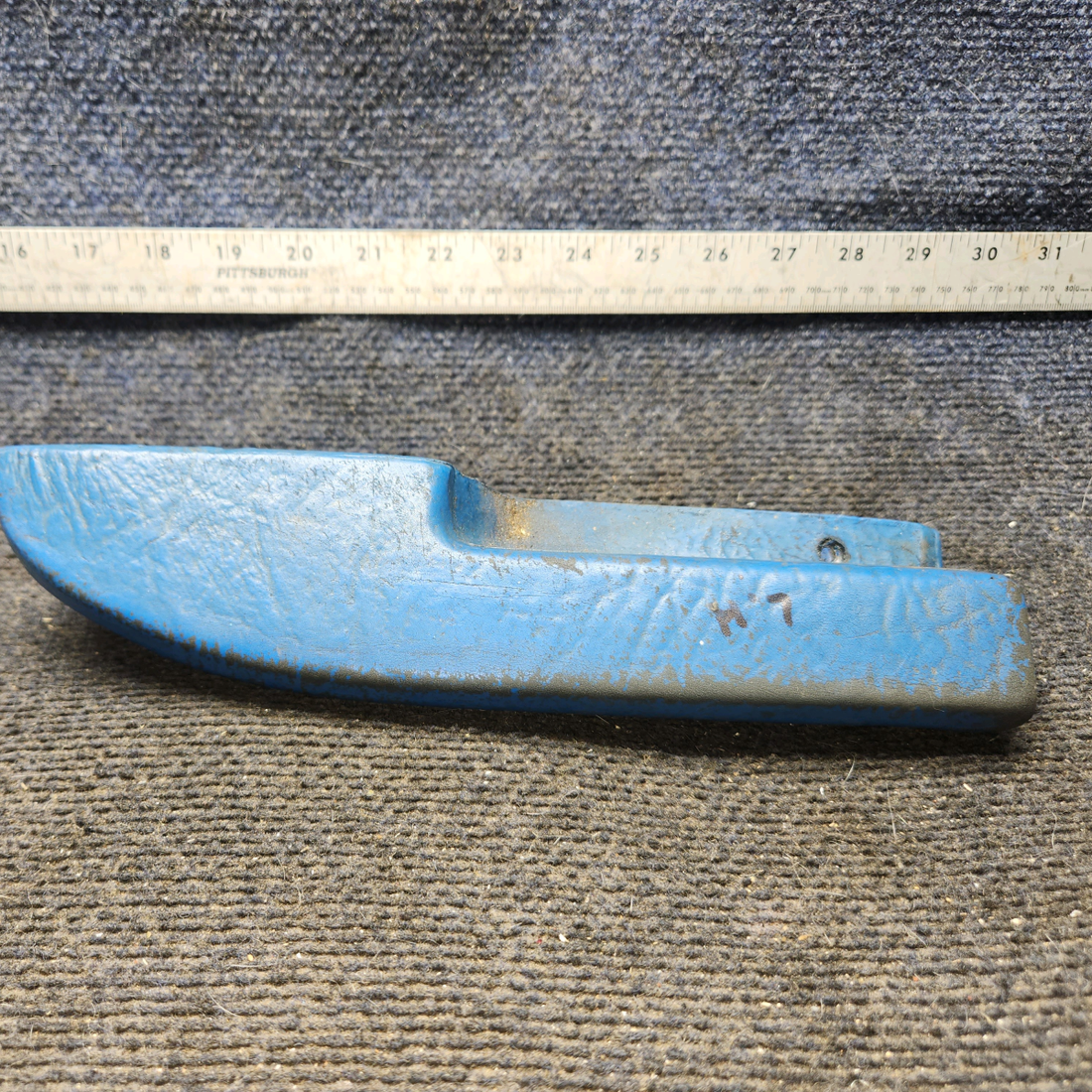 Used aircraft parts for sale, 0717011-27 cessna 172N Armrest Assembly – LH