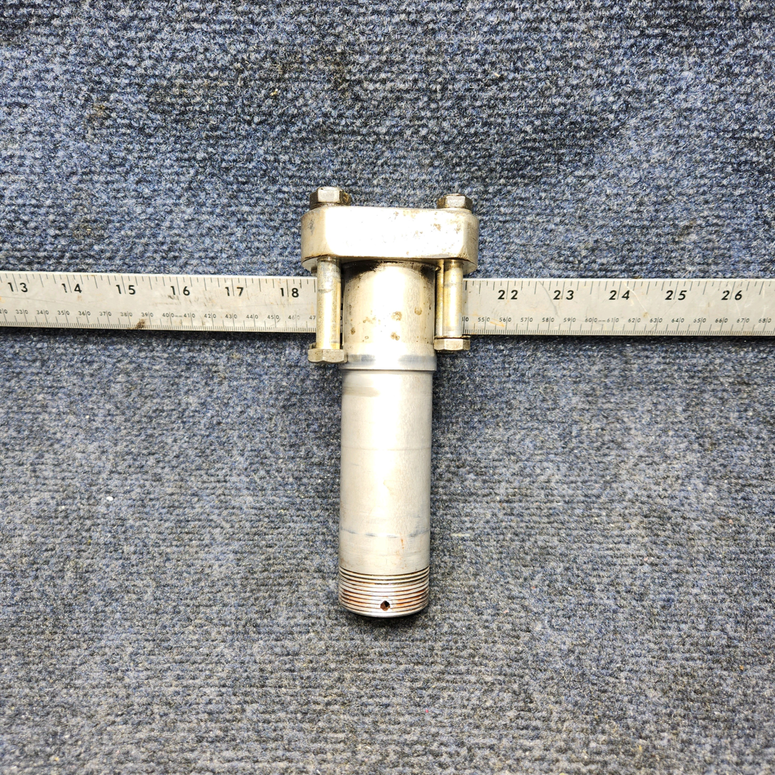 Used aircraft parts for sale, 0541124 CESSNA 172K MAIN GEAR AXLE (ALUMINUM) "PRICE PER EACH"
