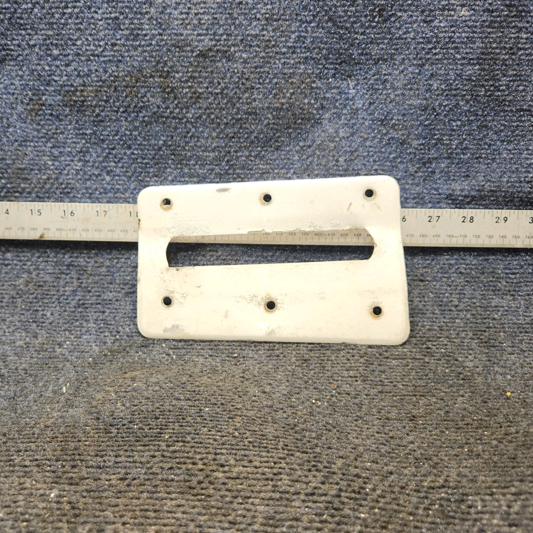 Used aircraft parts for sale, 0511071-2 Cessna 172 Landing Gear Plate