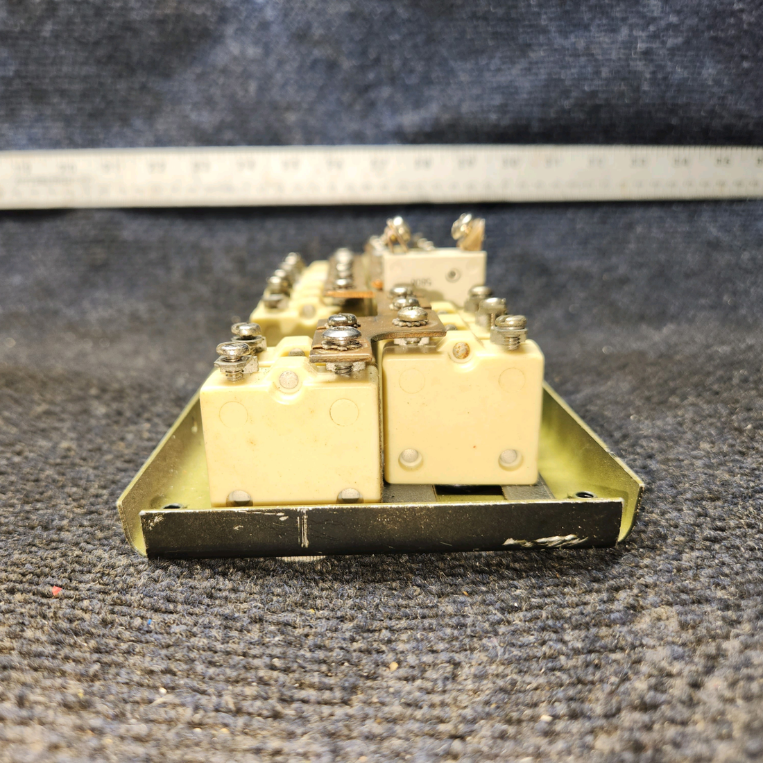 Used aircraft parts for sale, Button Control Panel Piper PA32RT-300 Control Panel