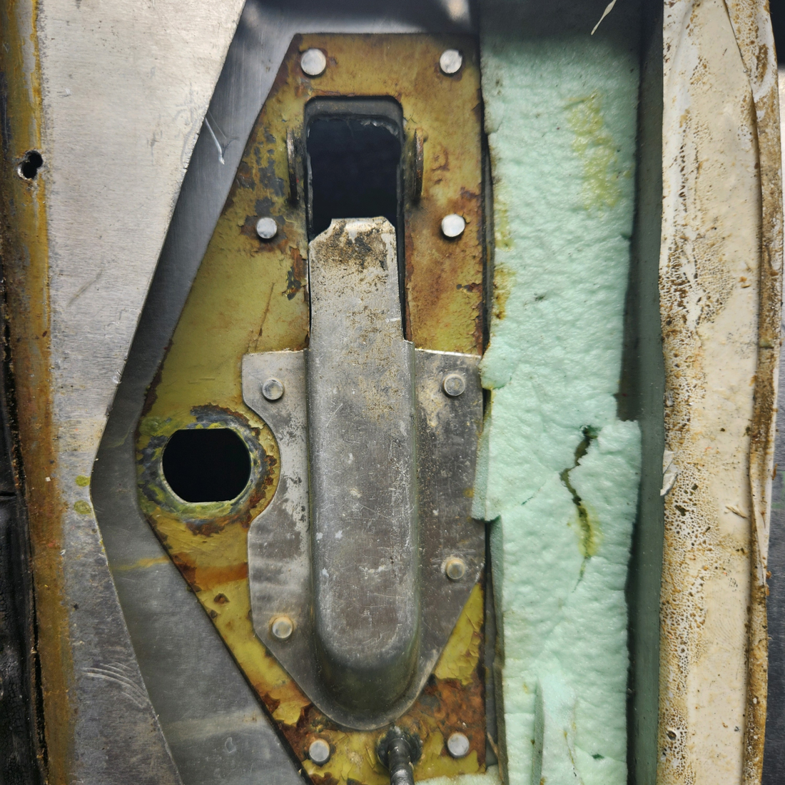 Used aircraft parts for sale, 350154-505 Mooney M20K BAGGAGE DOOR STRUCTURE ASSEMBLY