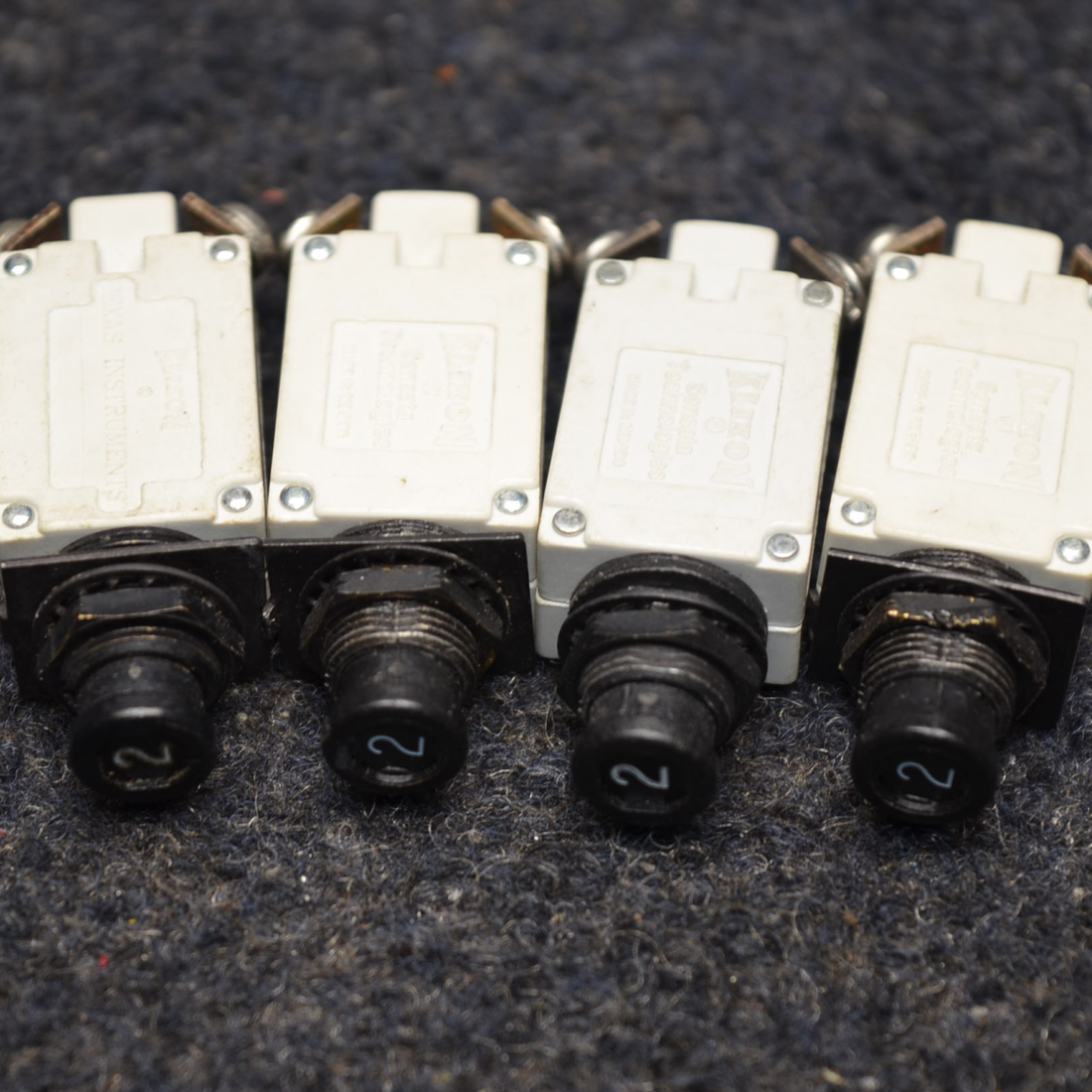Used aircraft parts for sale, 7277-2-2 Cessna C175 KLIXON CIRCUIT BREAKER 2AMP LOT OF FOUR (4)