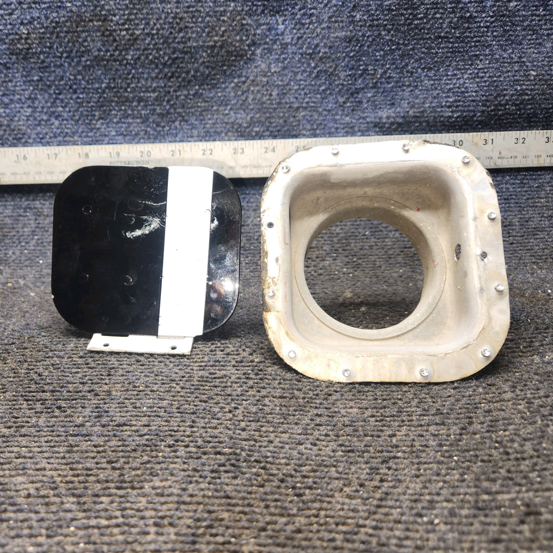 Used aircraft parts for sale, 0713135-2, 0713139-1 Cessna 172E Outside Air Door Assy