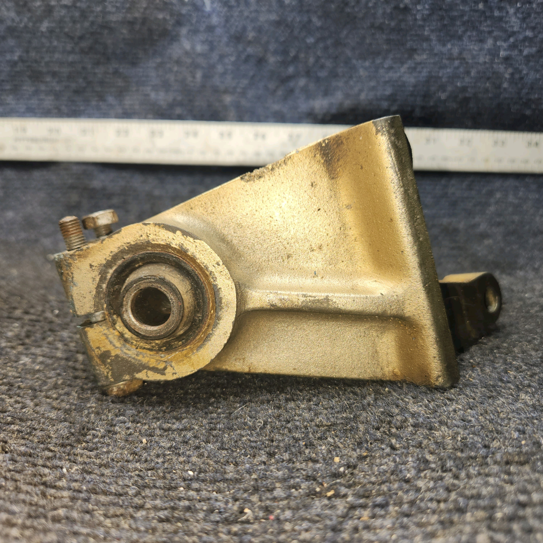Used aircraft parts for sale, 40044 Continental O-300-D Cessna 172F Engine Mount Bracket  Left Front