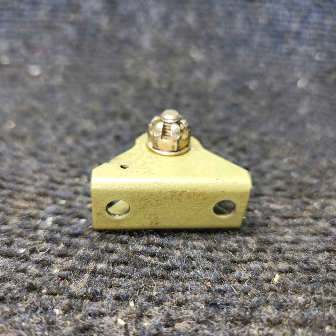 Used aircraft parts for sale, 35-650121-4 BEECHCRAFT F35 Elevator Hinge Bracket Out