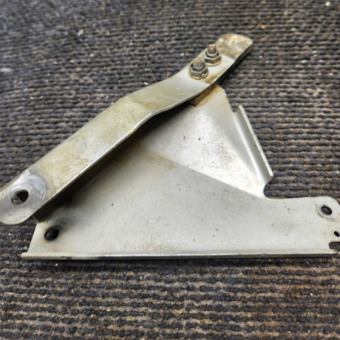 Used aircraft parts for sale, 35-815077-4 Beechcraft 35-33 Main Gear Uplock Bracket - LH
