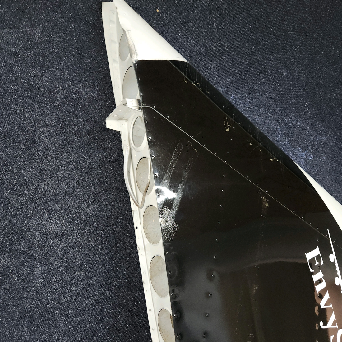 Used aircraft parts for sale, 0531006-64 Cessna 172E Vertical Stabilizer Fin Assembly