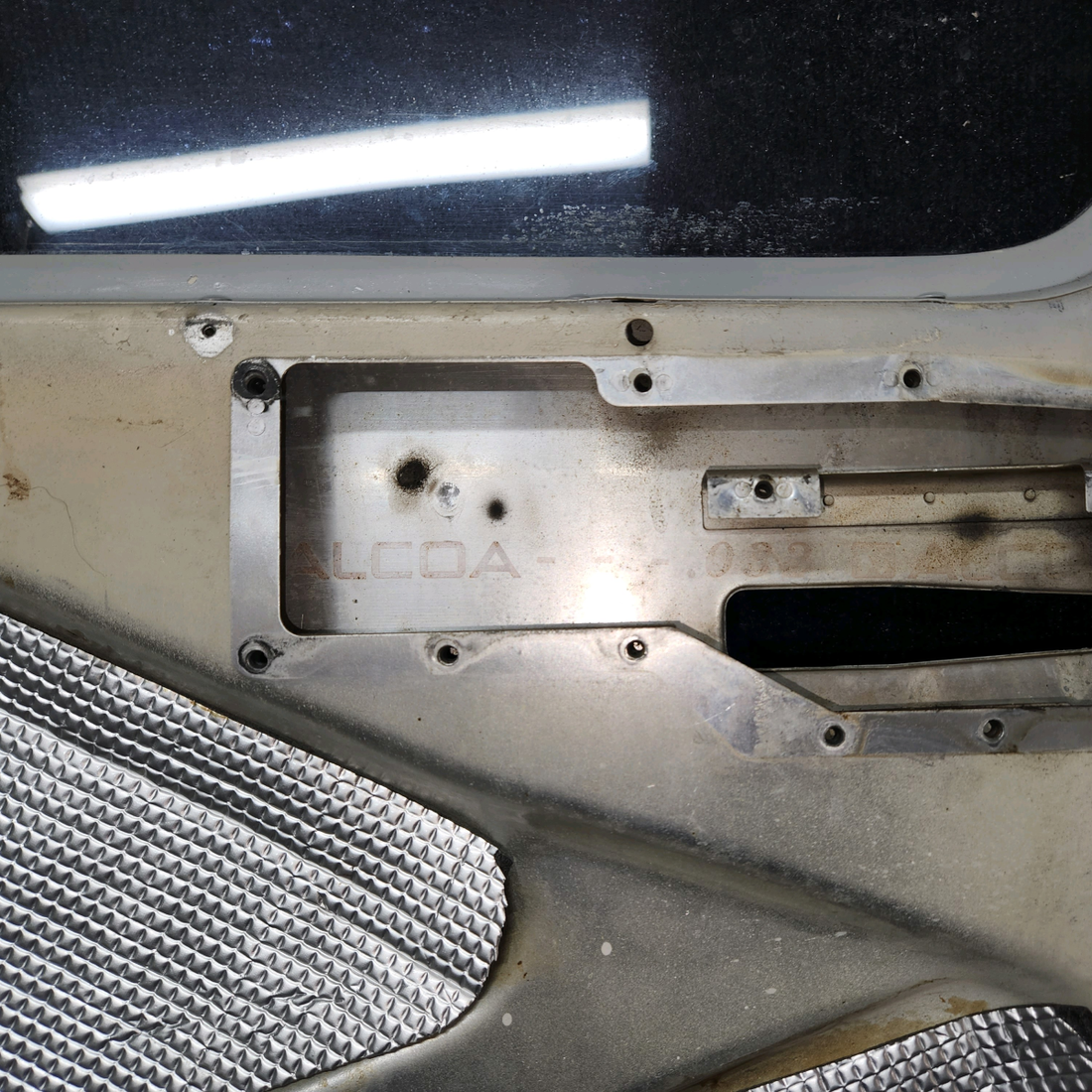 Used aircraft parts for sale, 0710620-206, 0717010-18 Cessna 182G Door structure With Window RH