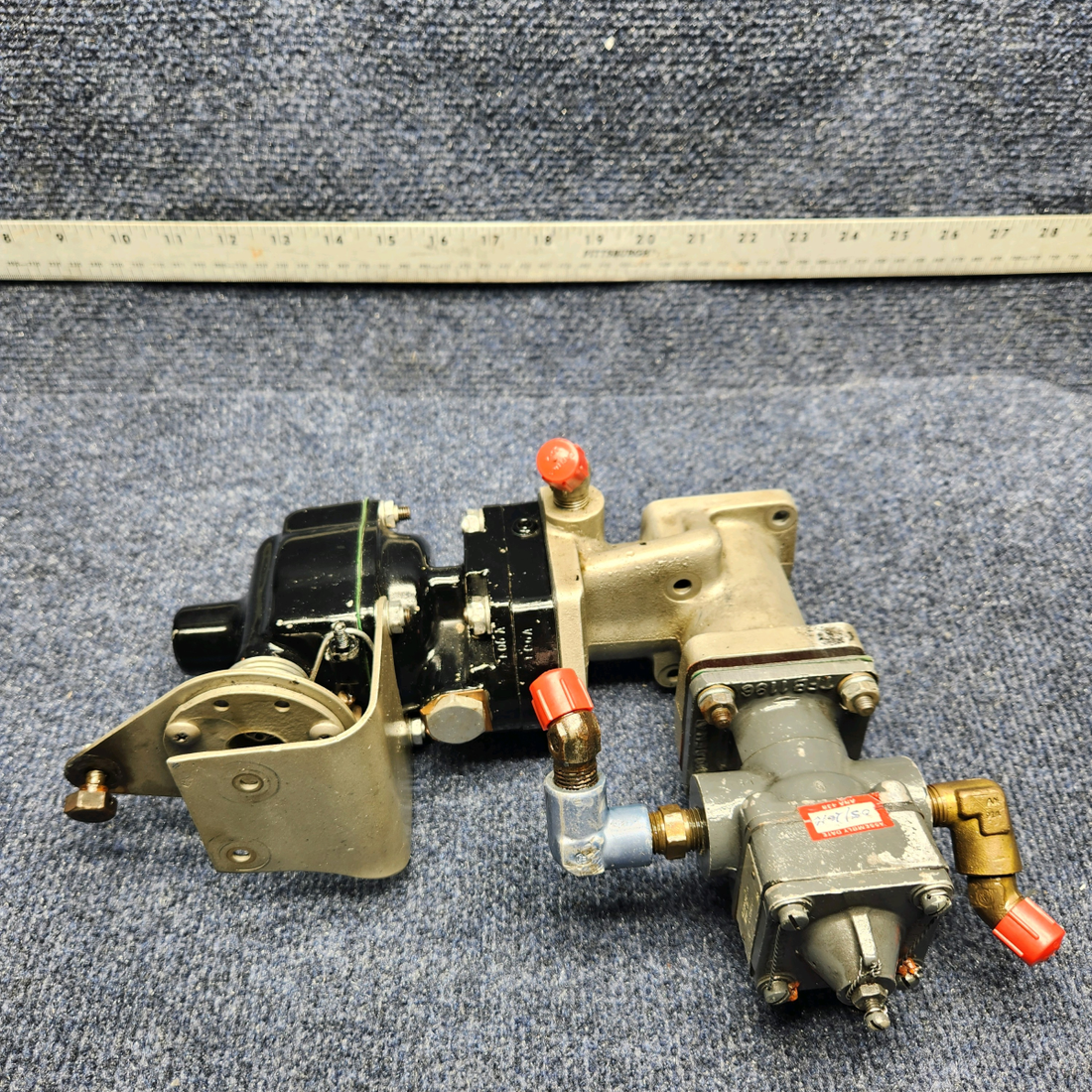 Used aircraft parts for sale, HC-A2V20-4A1 Hartzell BEECHCRAFT F35 HARTZELL TWO BLADE PROPELLER W/ ADAPTER KIT & LOGS (PROP STRUCK)