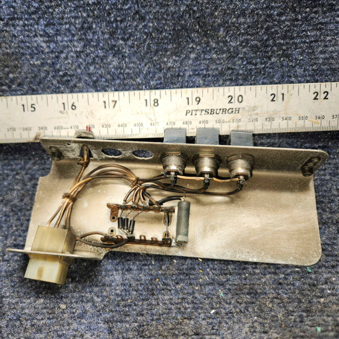 Used aircraft parts for sale, 79333-000 PIPER PA28-161 Annunciator Panel