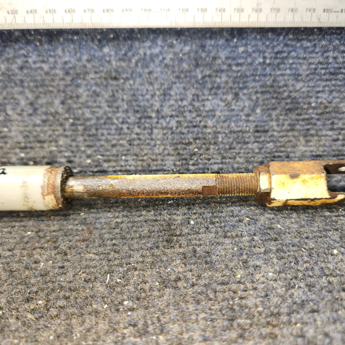 Used aircraft parts for sale, 0543022-2 Cessna 172F Steering Tube ASSY - RH