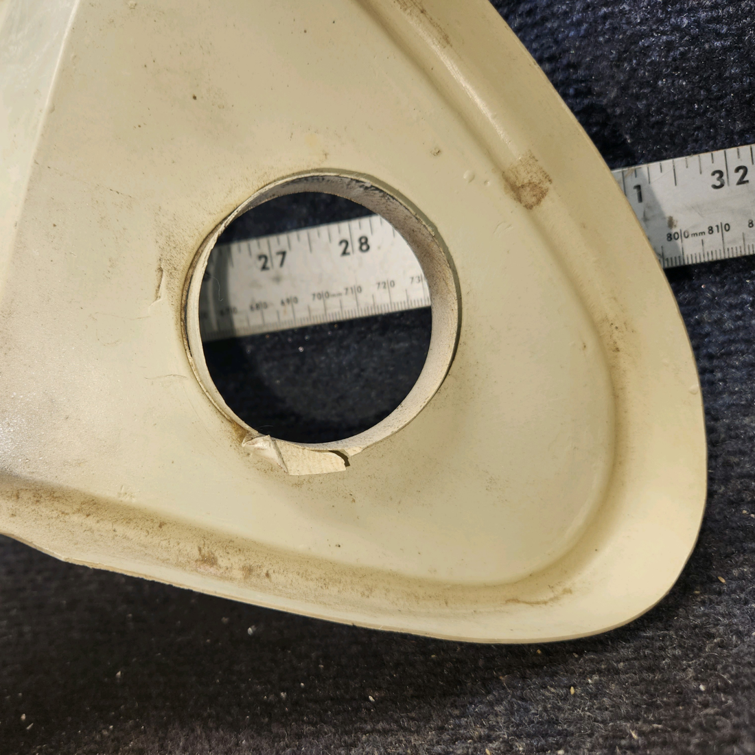 Used aircraft parts for sale, 0411974-6 cessna 150G Shield – RH