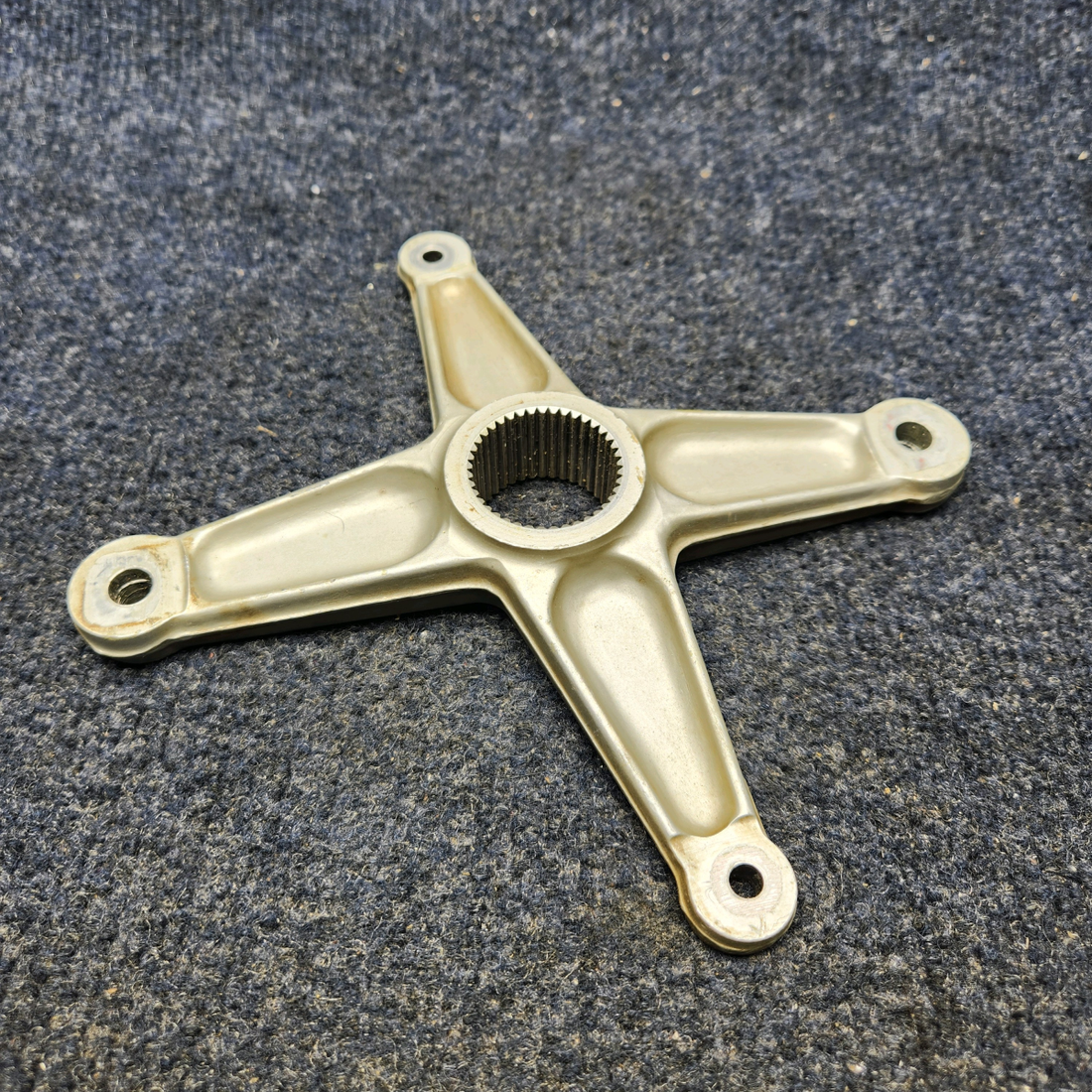 Used aircraft parts for sale, 45-810090 BEECHCRAFT F35 ARM MAIN GEAR RETRACT UPPER