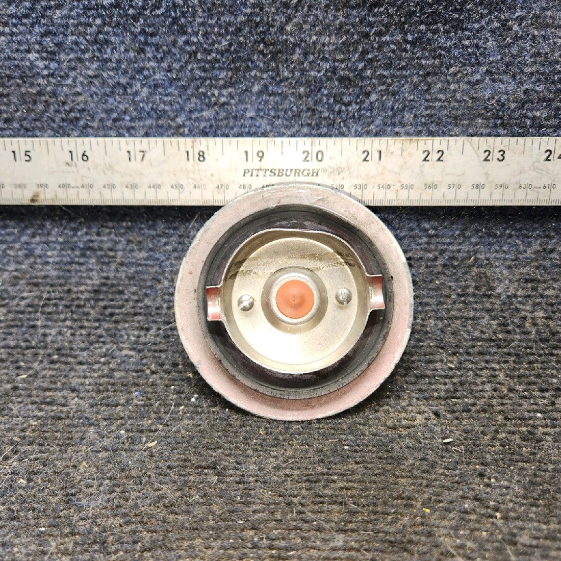 Used aircraft parts for sale, 66817-000 piper PA-28-181 Non-Locking Fuel Tank Cap Assembly