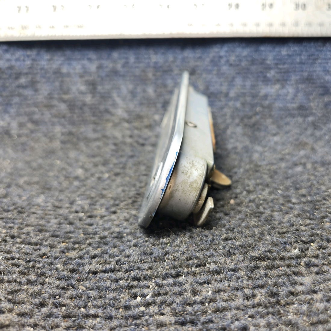 Used aircraft parts for sale, H2532-6 Beechcraft C23 SUNDOWNER Cabin Door Latch Assembly w/Key - RH